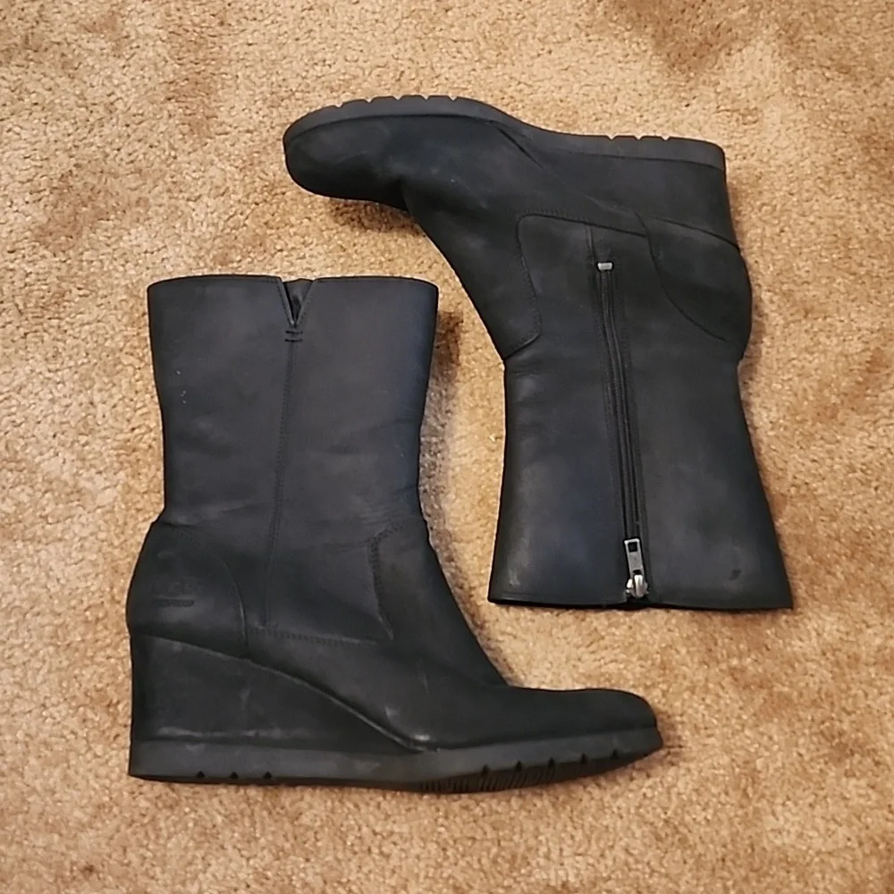 UGG Joely Wedge Boots Size 9.5 EU 40.5 - Picture 11 of 16